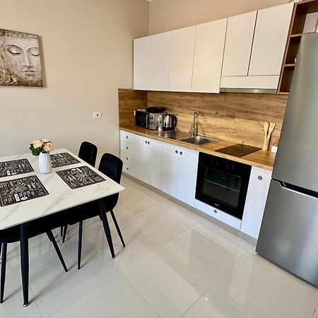 New Bazaar Cozy Apartment 2 Dajti View Tirana Buitenkant foto