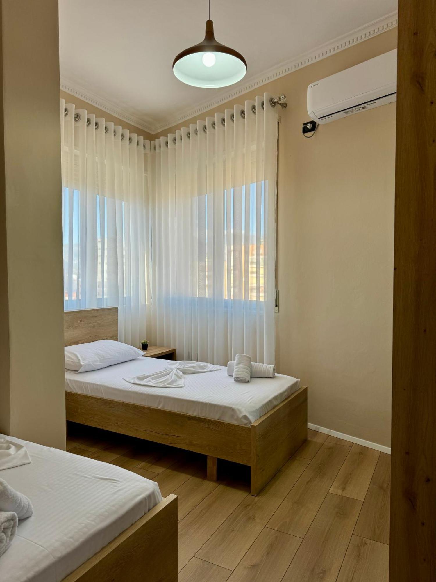 New Bazaar Cozy Apartment 2 Dajti View Tirana Buitenkant foto