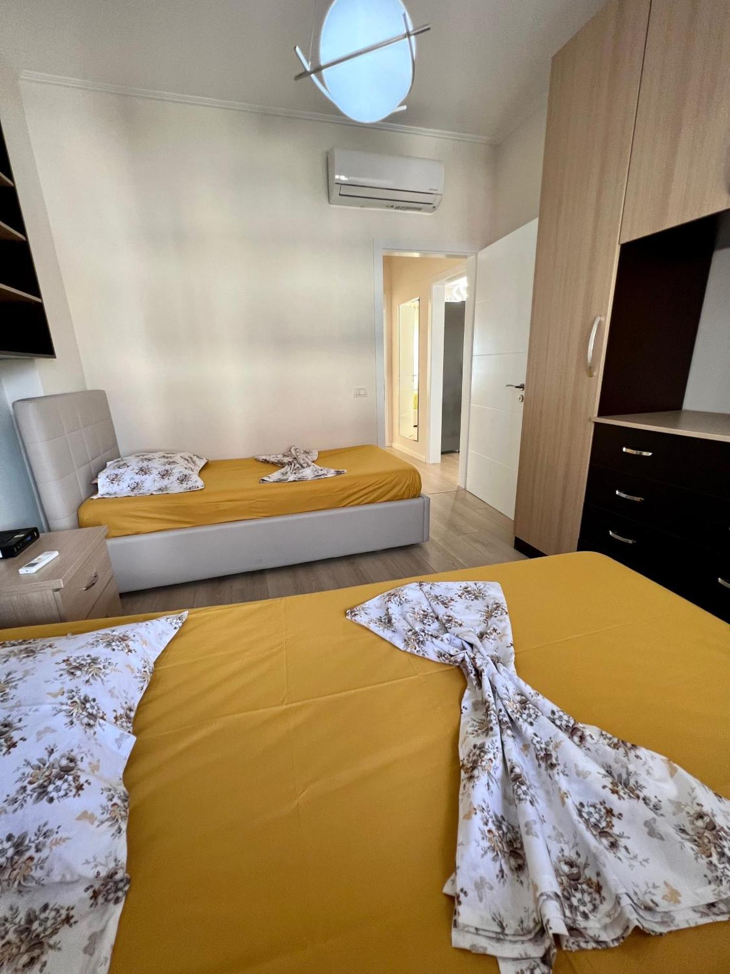 New Bazaar Cozy Apartment 2 Dajti View Tirana Buitenkant foto