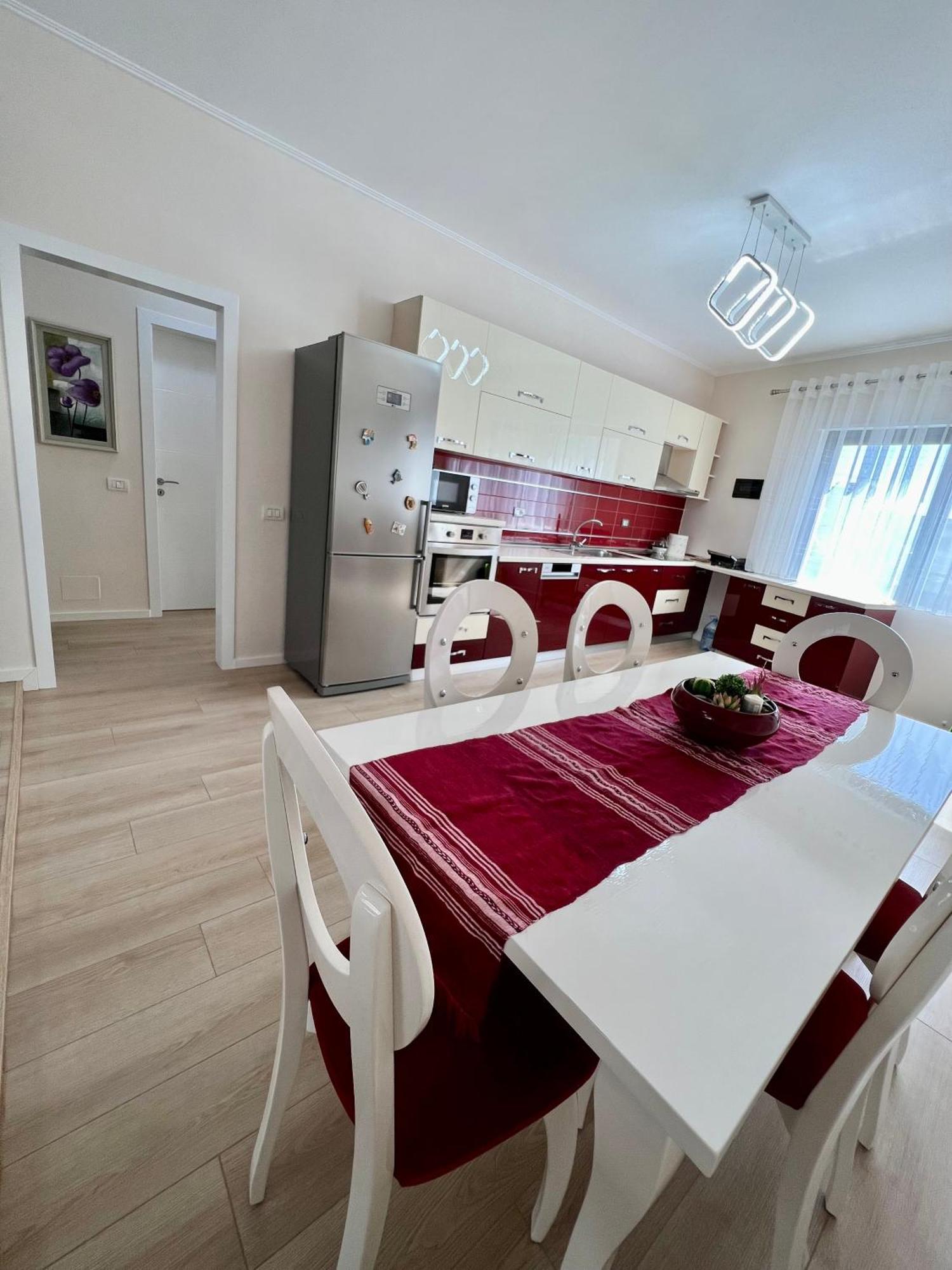 New Bazaar Cozy Apartment 2 Dajti View Tirana Buitenkant foto