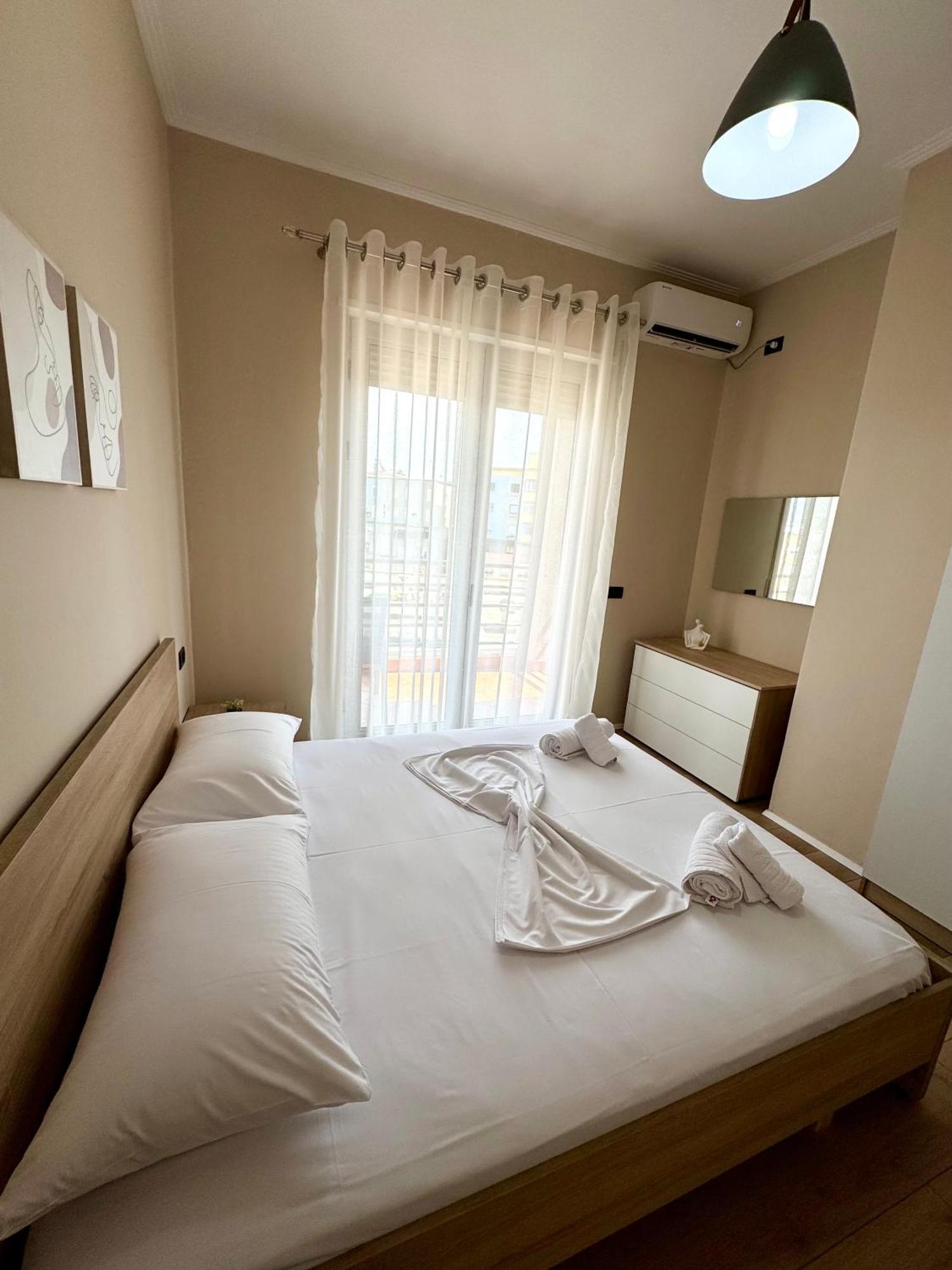 New Bazaar Cozy Apartment 2 Dajti View Tirana Buitenkant foto