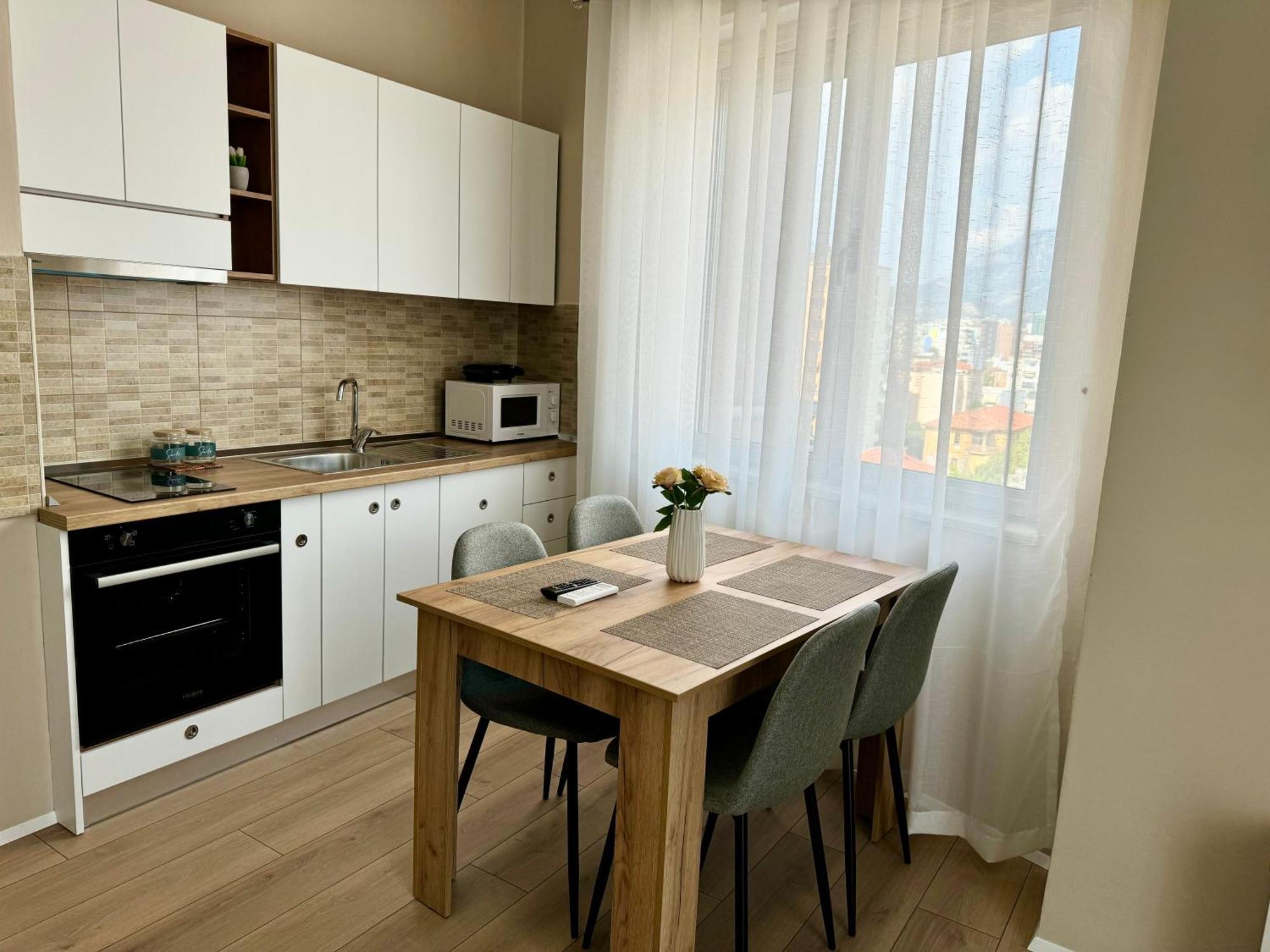 New Bazaar Cozy Apartment 2 Dajti View Tirana Buitenkant foto