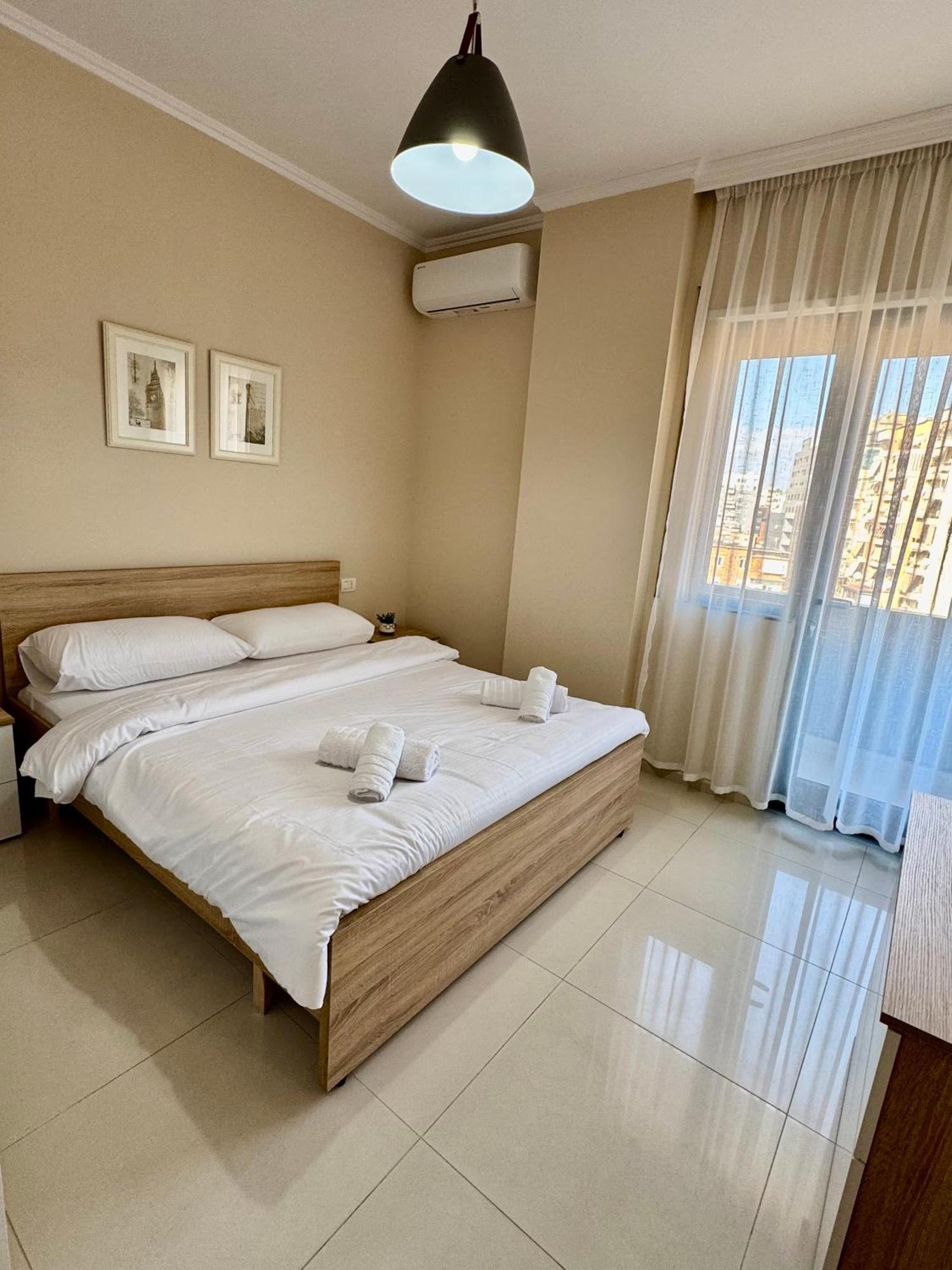 New Bazaar Cozy Apartment 2 Dajti View Tirana Buitenkant foto